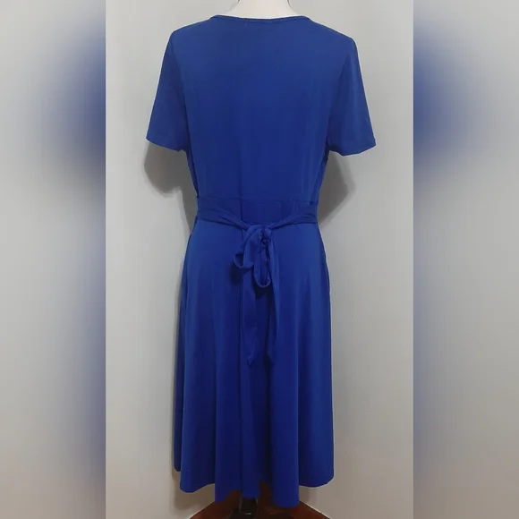 NWT PINUP V-Neck Surplice Wrap Formal Dress - Picture 6 of 7